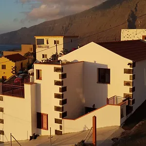 Nisdafe Apartamento